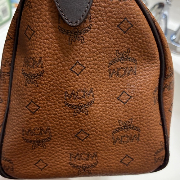 MCM Chocolate Leather Boston - Picture 8 of 14